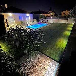  Villa Tony's House With Private Pool, Garden And Parking Croatia
